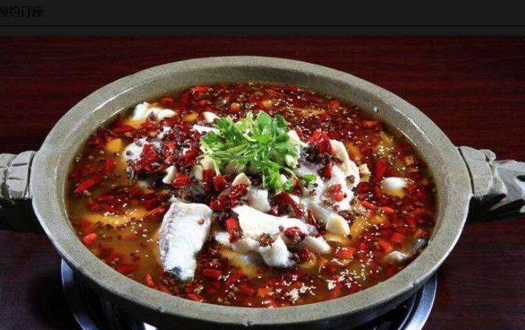 临江餐馆二楼美食部落