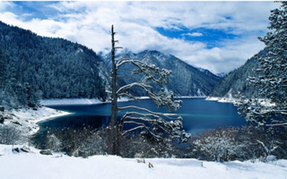 四季九寨 度假天堂