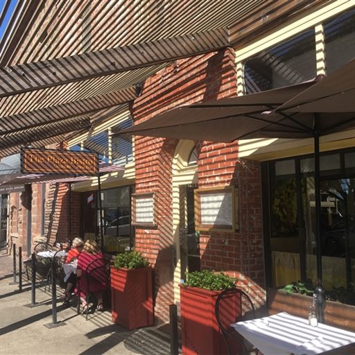 Plaza Bistro餐厅图片