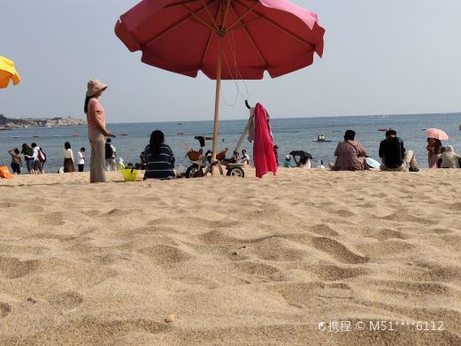 伴月湾海滩