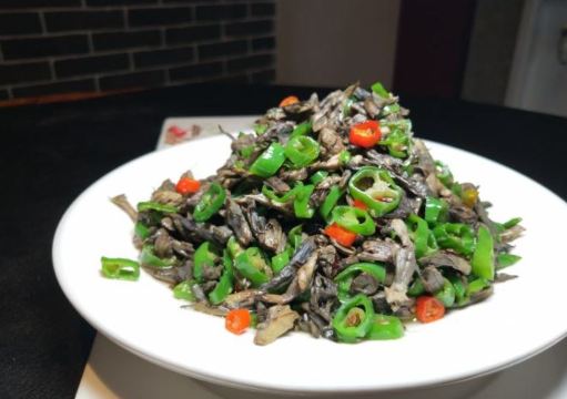 马龙金发酒楼餐厅图片