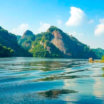 广东大峡谷+云门山旅游度假区+南华禅寺+丹霞山3日2晚私家团