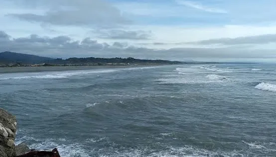 南防波堤觀景台