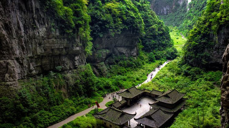 7-day 6-night · Private Tour · Zhangjiajie + Chongqing + Tianmen Mountain National Forest Park + Zhangjiajie Grand Canyon + Wulong Karst Tourism Region