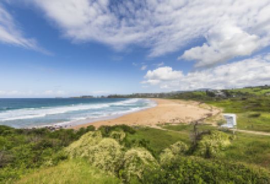Bombo Beach景点图片