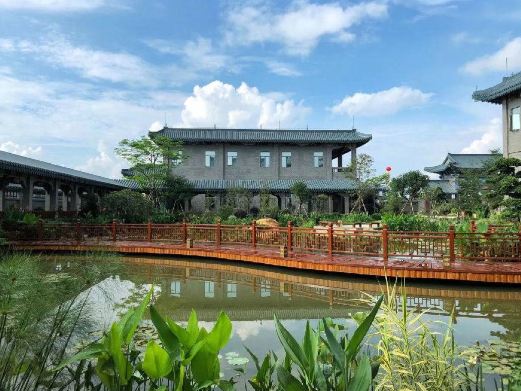 伍炳亮黄花梨艺博馆