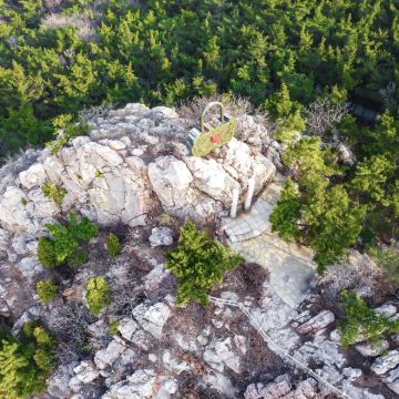 大连+兴城红海栈道景区+丹东+沈阳5日4晚拼小团