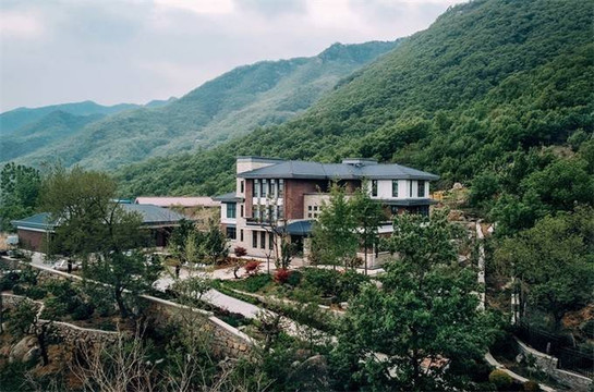 天津薊縣盤山橡山邊民宿，藏於深山的獨棟莊園，浪漫意境猶如畫中。