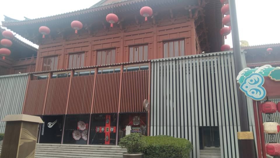 Gallery 2