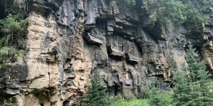碧峯峽景區-懸棺