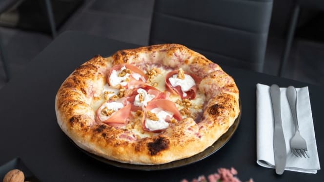 Habituè Loungebar Pizzeria