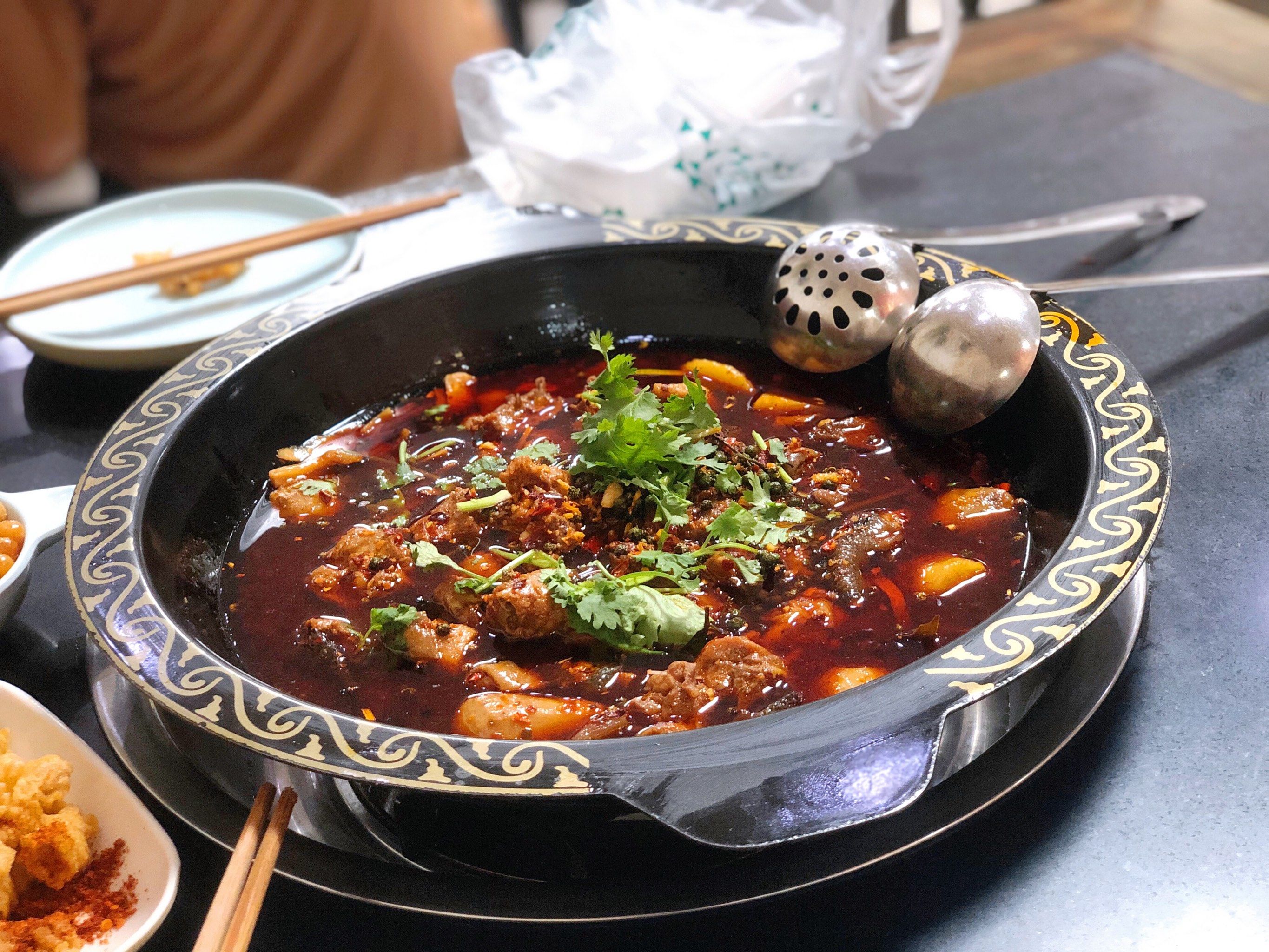 蜀香麻麻鱼·芋儿鸡