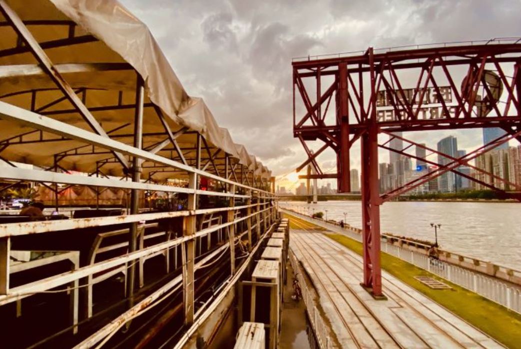 MR.ROCKY洛奇先生RESTAURANT&BAR(琶醍店)