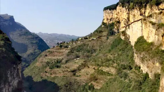 雞鳴三省觀景台