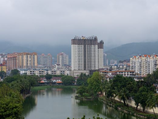 白象湖