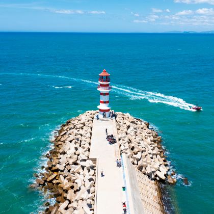 海口+文昌+万宁+陵水+三亚+儋州4日3晚跟团游