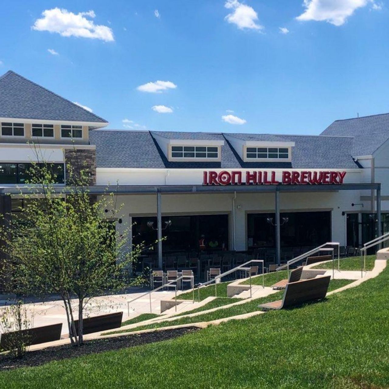 Iron Hill Brewery & Restaurant餐厅图片