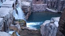 红岩绝壁-修武-YoYo_4O7M7Y4N