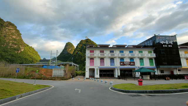 秋季登高望远,打卡如意峰景区
