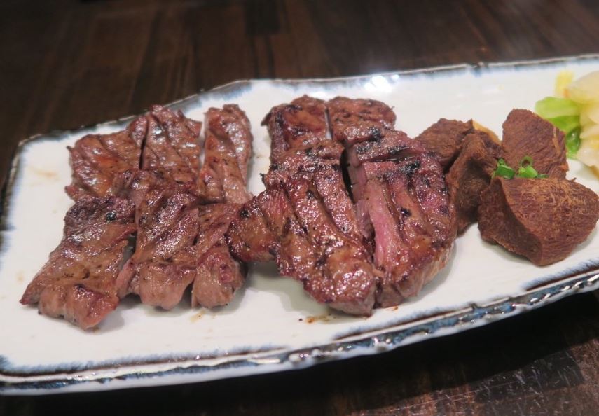 东山炭烧牛舌餐厅图片