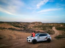 毛乌素沙漠-靖边-爱耍的周大爷