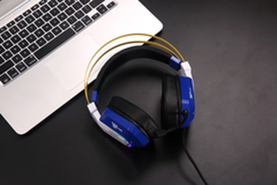 麦克游记图片] 终于找到一款特别适合打游戏的耳机，达尔优EH732安排