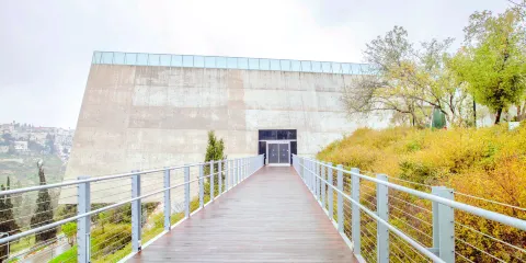 猶太人大屠殺紀念館