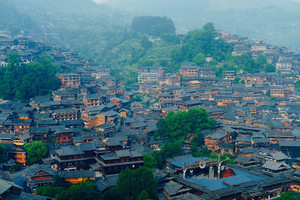 镇宁游记图文-贵州纪行：随风直到夜郎西