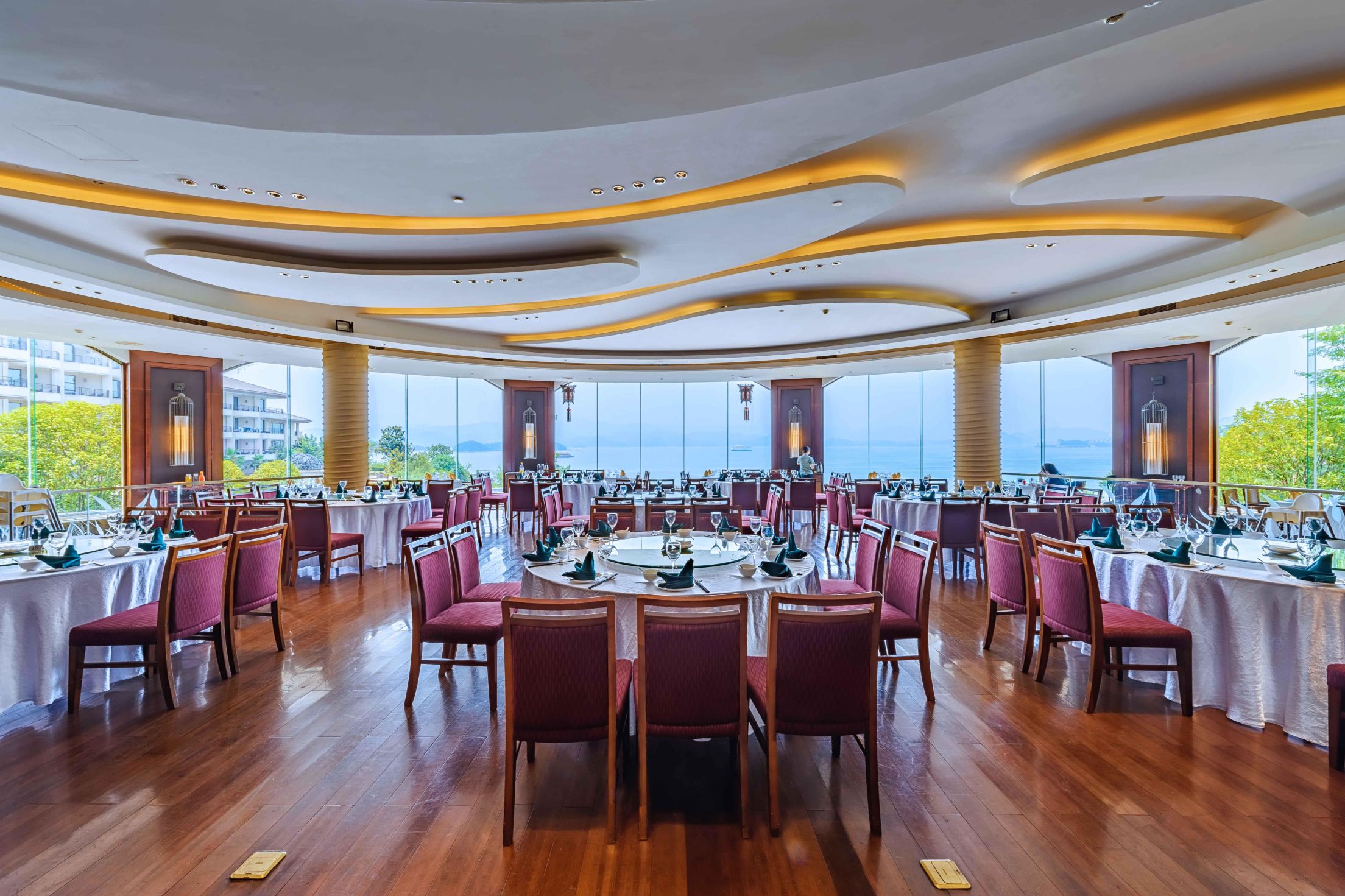 Qiandaohurunhejianguodujia Restaurant (jianguozhongcanting)