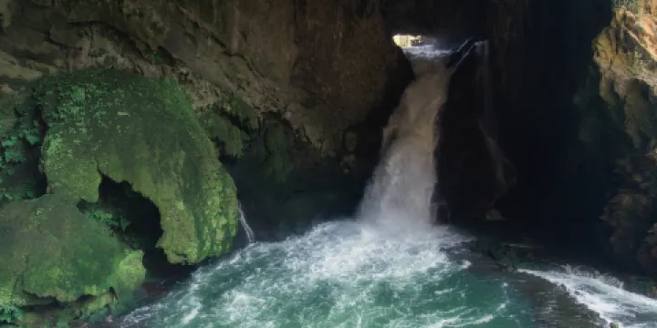 龍宮風景名勝區-龍門飛瀑