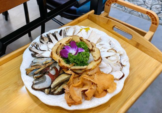 阿鹏故事野生菌物料海景餐厅