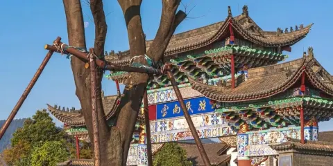 小水井民族特色村