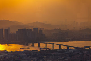 半小时高铁直达世界灯都，高空绝美景致的高级酒店！