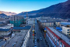 类乌齐游记图文-西藏小城以大山为名，雪山湖泊马鹿美如画，被称为东方小瑞士