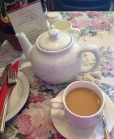 Miss Marple's Tea Room-萨沙弗拉斯-没有蜡olling