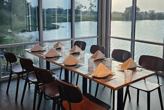 Canvas Restaurant & Market