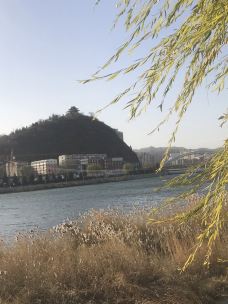 河滨公园-曲靖-滇国剑客