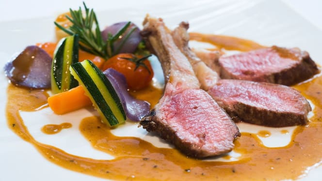 Auberge Bienvenue餐厅图片