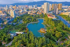 3-Day Yuxi Tour: Hongta Mountain and Nie'er Park, Mingxing Fish Hole's natural wonders