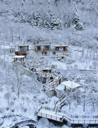 2.5h直达“川西小樽”！阿坝州私藏温泉耍雪地，美美美翻了！