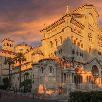 法国尼斯+戛纳+阿维尼翁+阿尔勒+图卢兹+摩纳哥16日15晚私家团