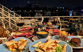Friendly Restaurant & Bungalows