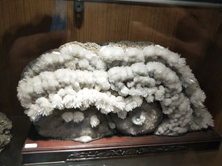 东方地质科普馆，从石头看地质演变