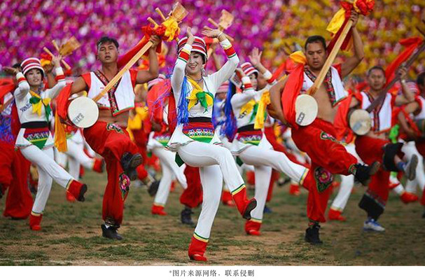 西南中国納西族・彝族の民俗文化 西南中国納西族・彝族の民俗文化