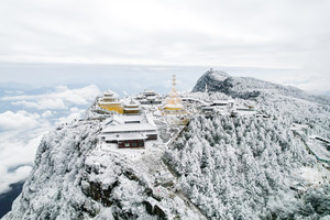 峨眉山游记图文-成都周边游，温泉煮茶看剧玩雪，玩转冬日峨眉山