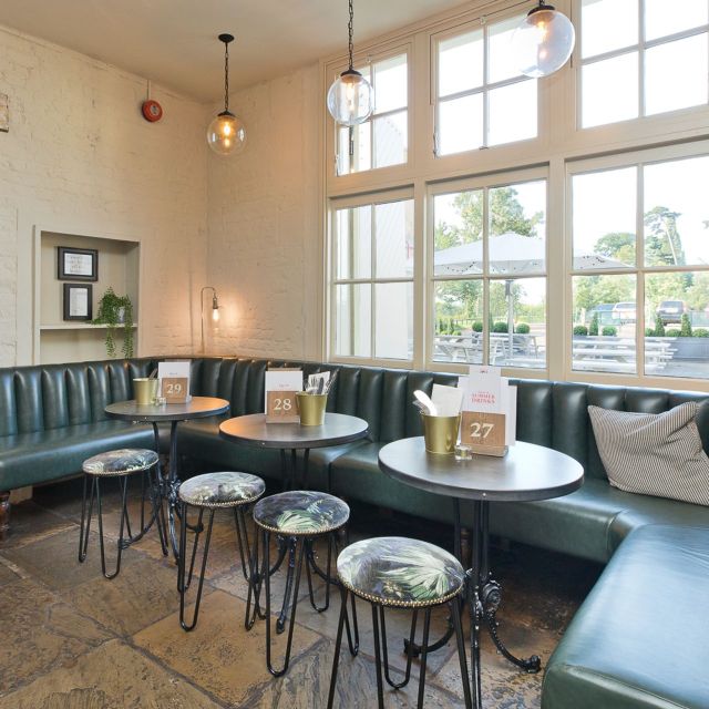 Danson Stables餐厅图片