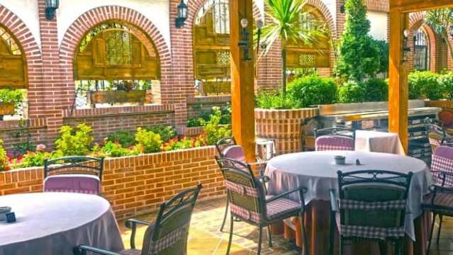 La Estación de Los Porches