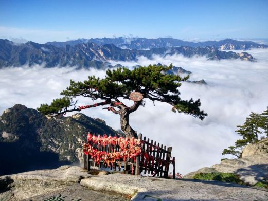 华山南峰