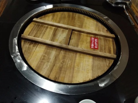 丰收屯东北特色主题餐厅(经开店)