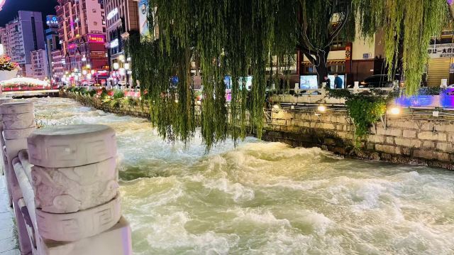 康定情歌广场旅行图片 2